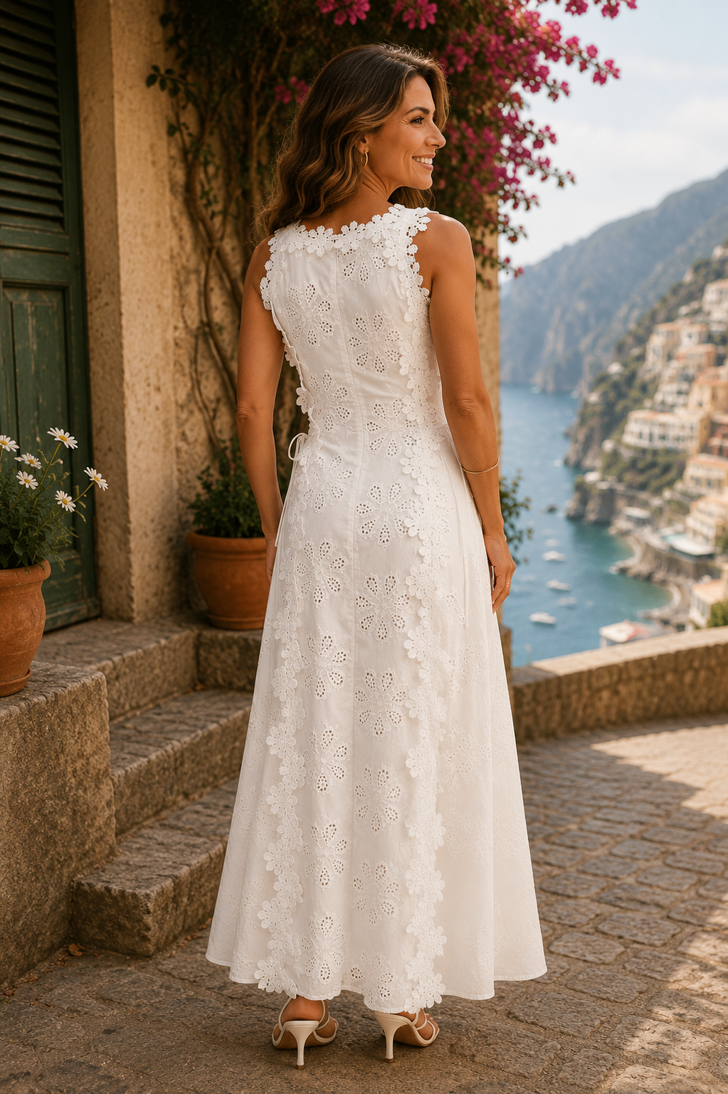 Della | Vestido Largo con Encaje Floral Romántico